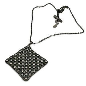 NWOT Ethel&Myrtle Mesh Pendant Necklace
